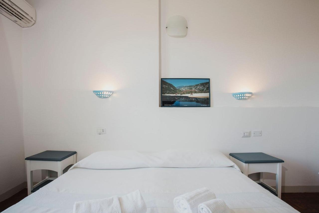 Resort Fior Di Sardegna 波萨达 外观 照片