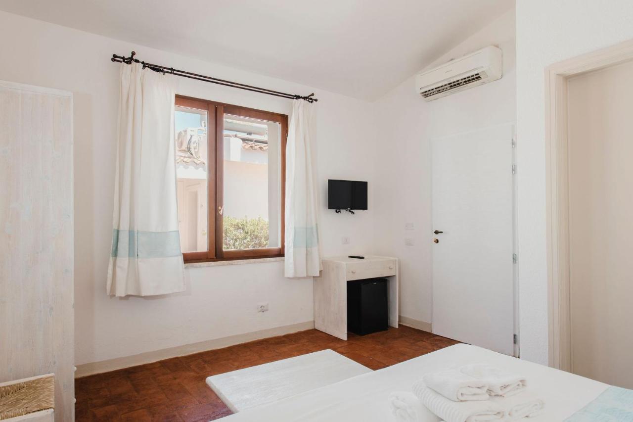 Resort Fior Di Sardegna 波萨达 外观 照片