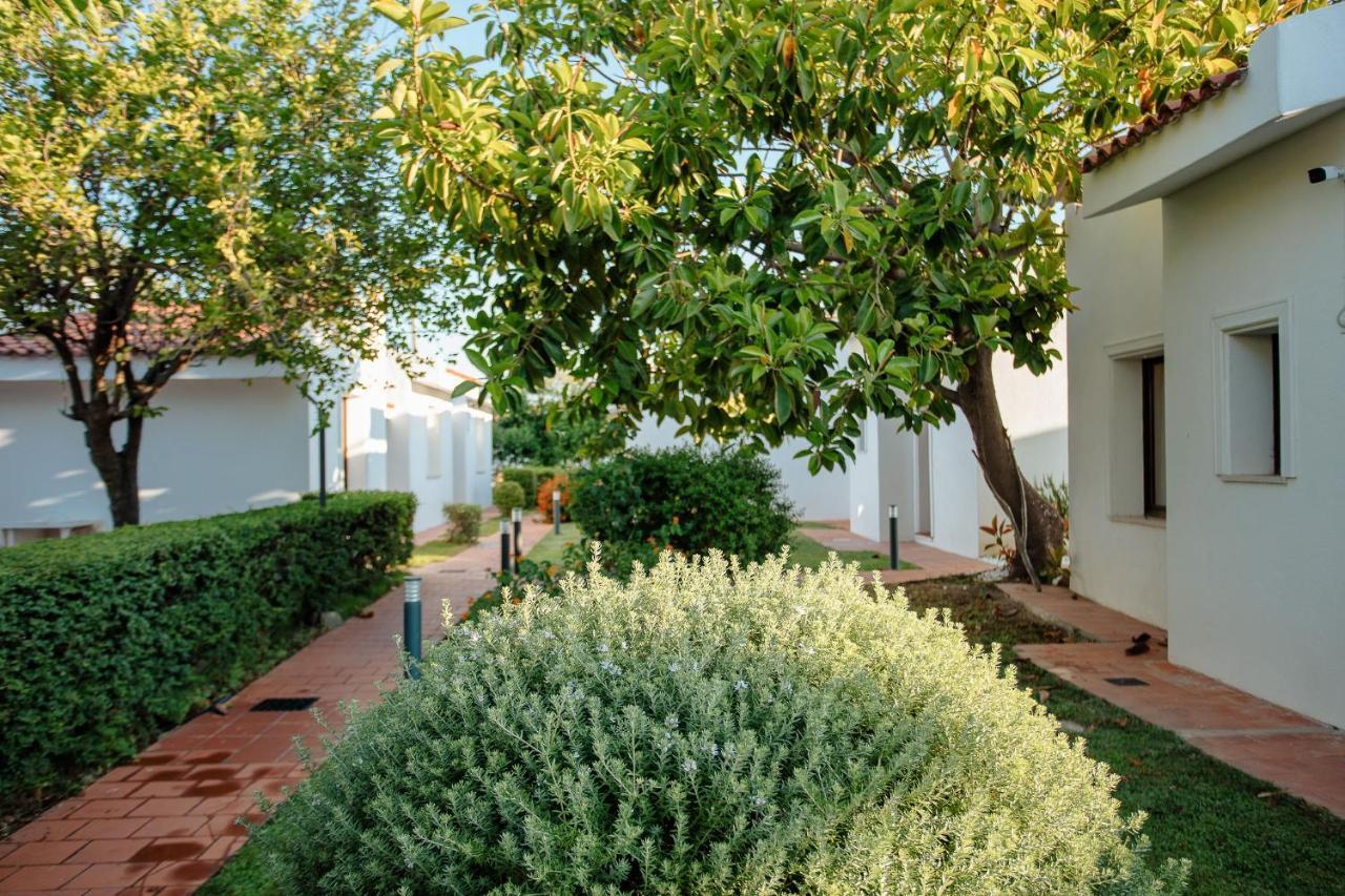 Resort Fior Di Sardegna 波萨达 外观 照片