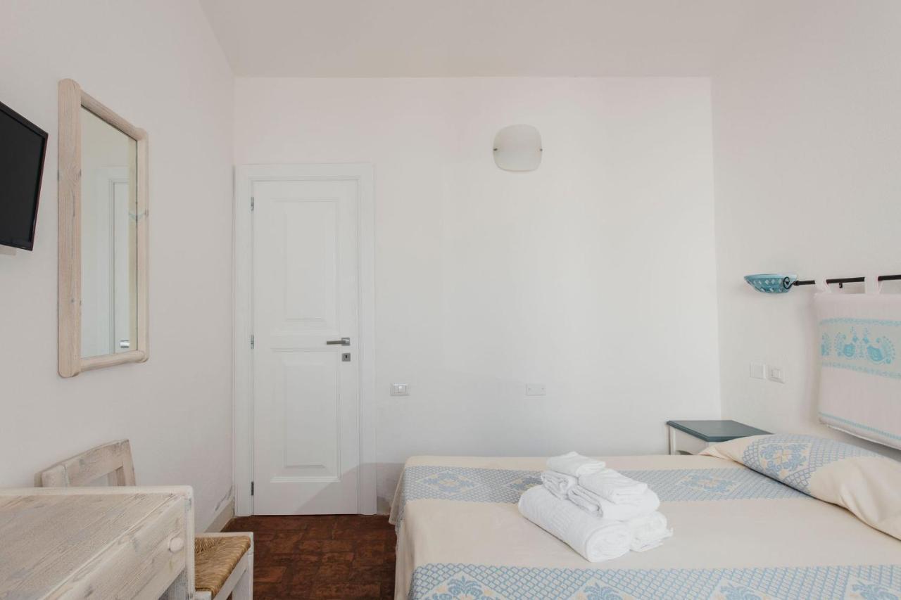 Resort Fior Di Sardegna 波萨达 外观 照片