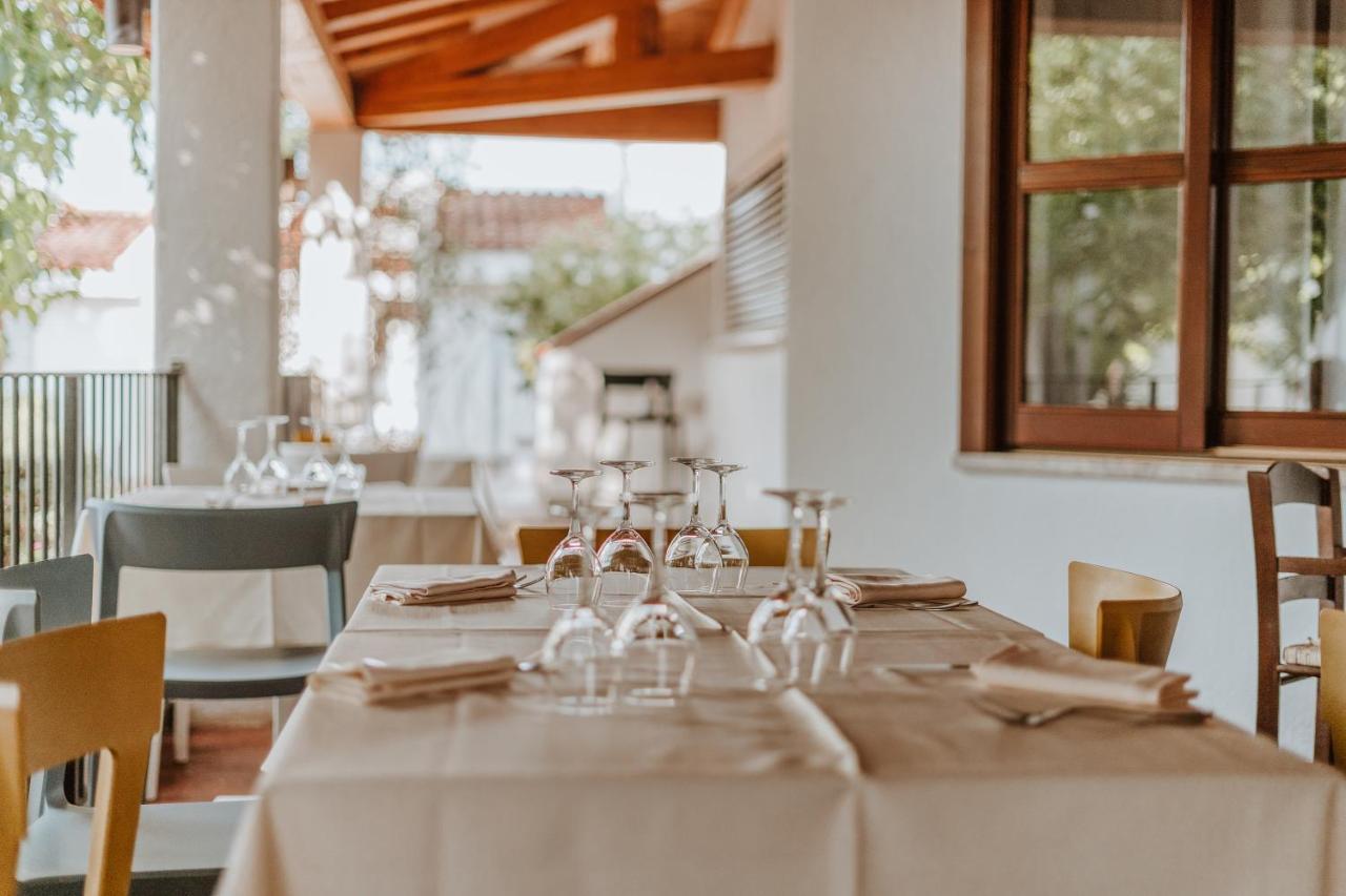 Resort Fior Di Sardegna 波萨达 外观 照片