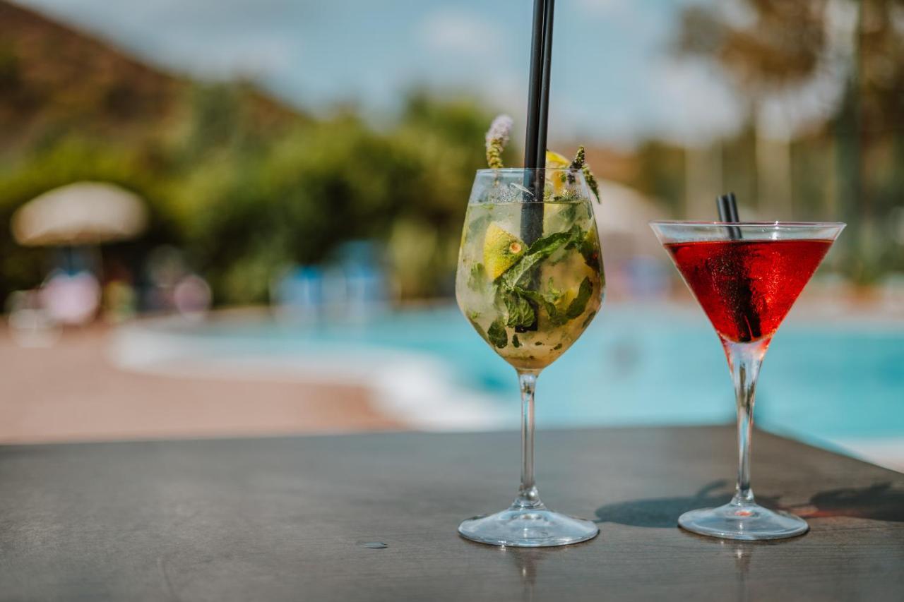 Resort Fior Di Sardegna 波萨达 外观 照片